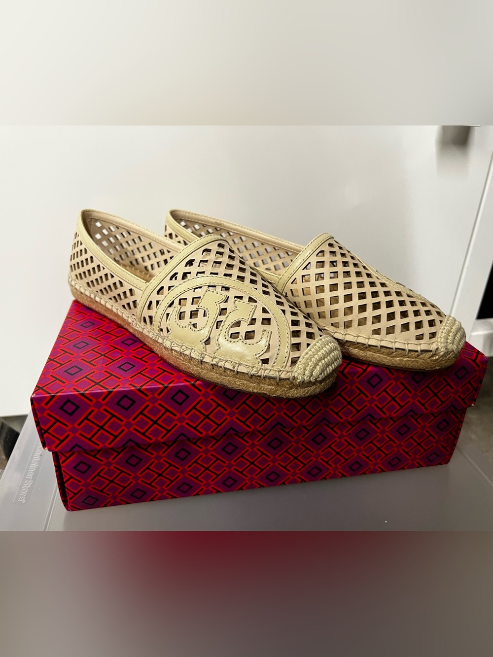 NWT Tory Burch Beige Laser-Cut Leather Espadrilles
